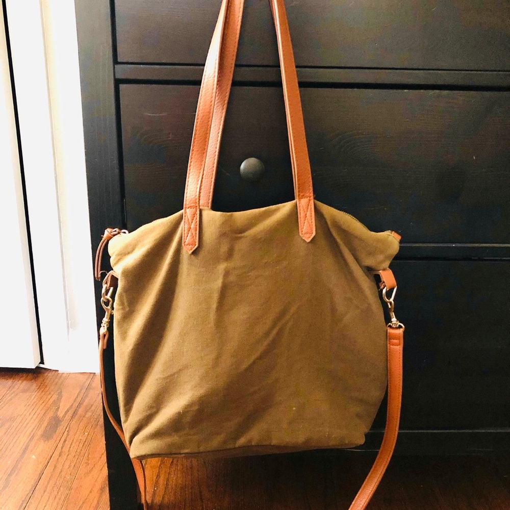 Old Navy Canvas Crossbody